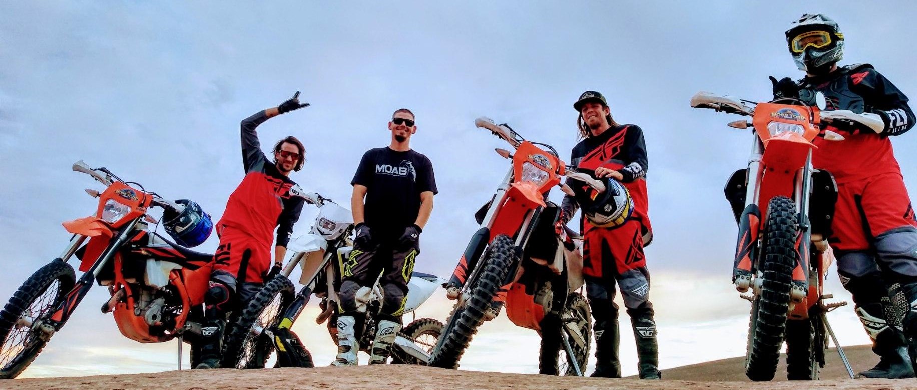 MOTO (2)